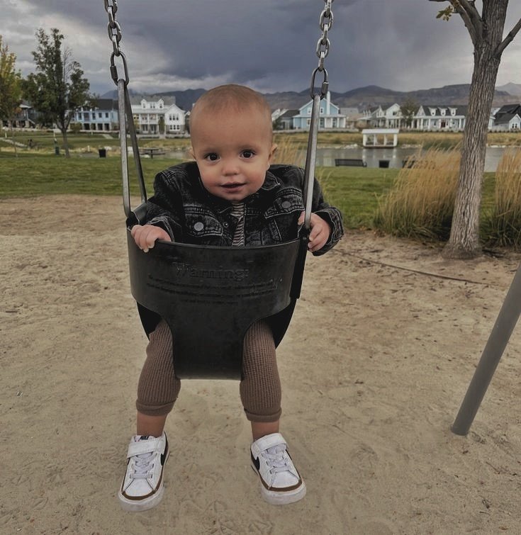 ㅤ
                                       𝝦𝖠𝙍𝙆 𝖣𝖠𝝪
                                       𝘉𝘆: 𝖣𝖺𝗇t𝗲
                   ㅤ