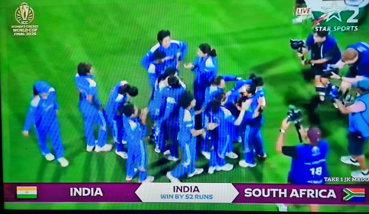 <a href="/mufaddal_vohra/">Mufaddal Vohra</a> 𝗛𝗘𝗥-𝗦𝗧𝗢𝗥𝗬 𝗖𝗥𝗘𝗔𝗧𝗘𝗗! 𝗜𝗡𝗗𝗜𝗔 𝗟𝗜𝗙𝗧 𝗧𝗛𝗘 𝗪𝗢𝗥𝗟𝗗 𝗖𝗨𝗣 𝗜𝗡 𝗦𝗧𝗬𝗟𝗘 🇮🇳🔥
India’s women’s cricket team has done it — World Champions at last! In a thrilling final against South Africa, the Women in Blue triumphed by 52 runs, scripting a golden chapter in