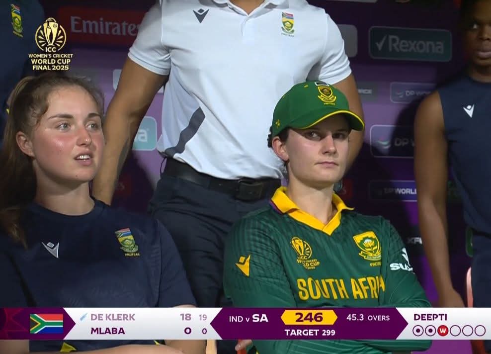 Baji Laura ne hi South Africa ky Lauray Laga Diye 
Congratulations to the team India for winning the first world cup 
#INDWvsSAW