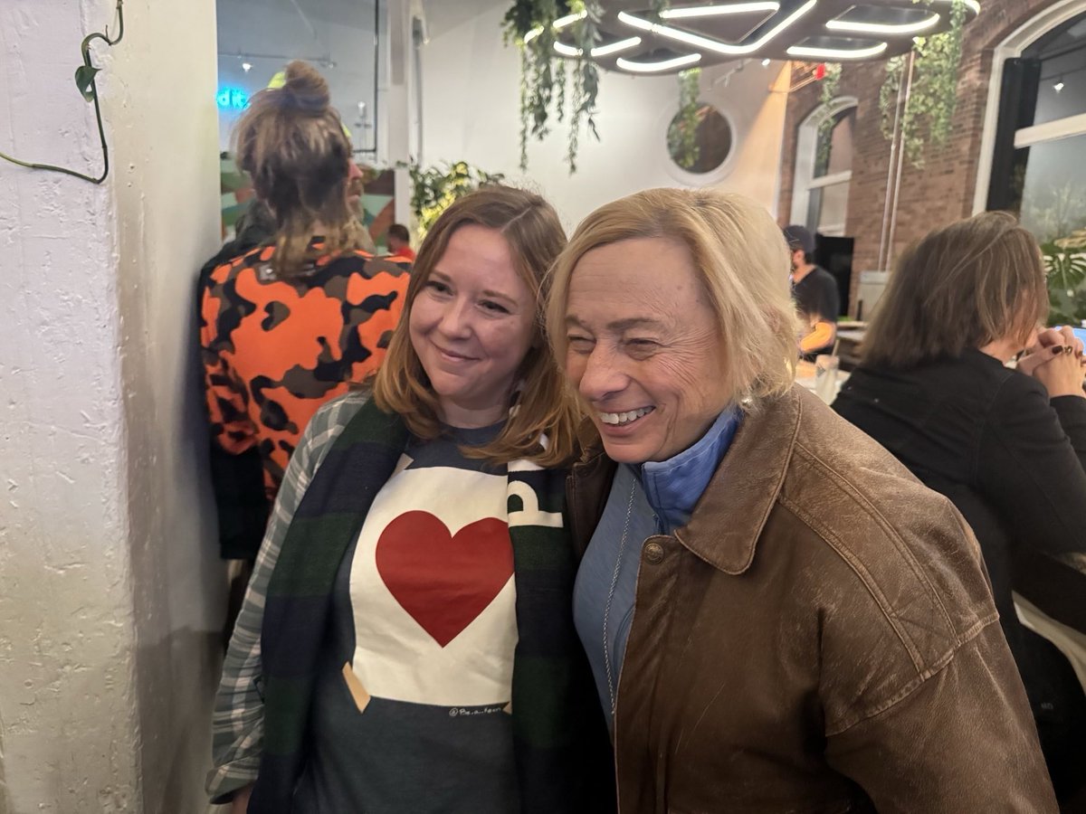 It’s always a good night when spent with friends celebrating a Hearts win. On to the semifinals! ❤️🌲