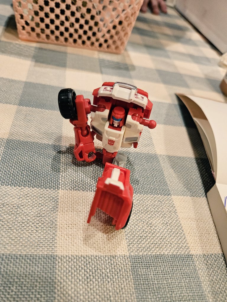 tfcon haul: $3 swerve with no arm and leg