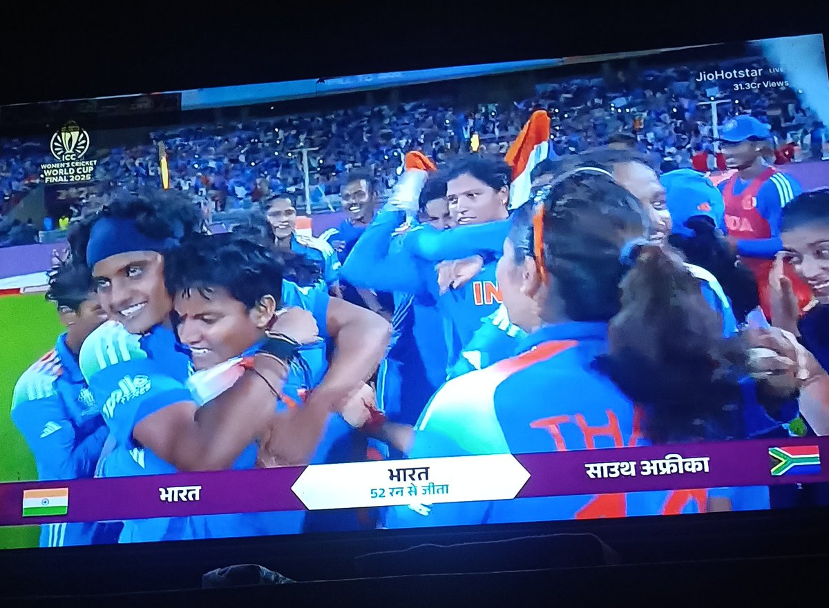 imPankaj009's tweet photo. First time women Indian cricket team world cup winner 🏆 🇮🇳
Congratulations Harmanpreet and company 👌💯
#INDWvsSAW #ICCWomensWorldCup2025 #Winners https://t.co/wuX9yzTUn9