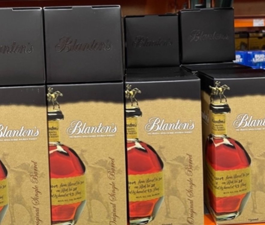 davidreference9's tweet image. Happy weekend guys,any interest from these selections, kindly message me directly for any attention, affordable prices and delivery services accessible 💯✅📚