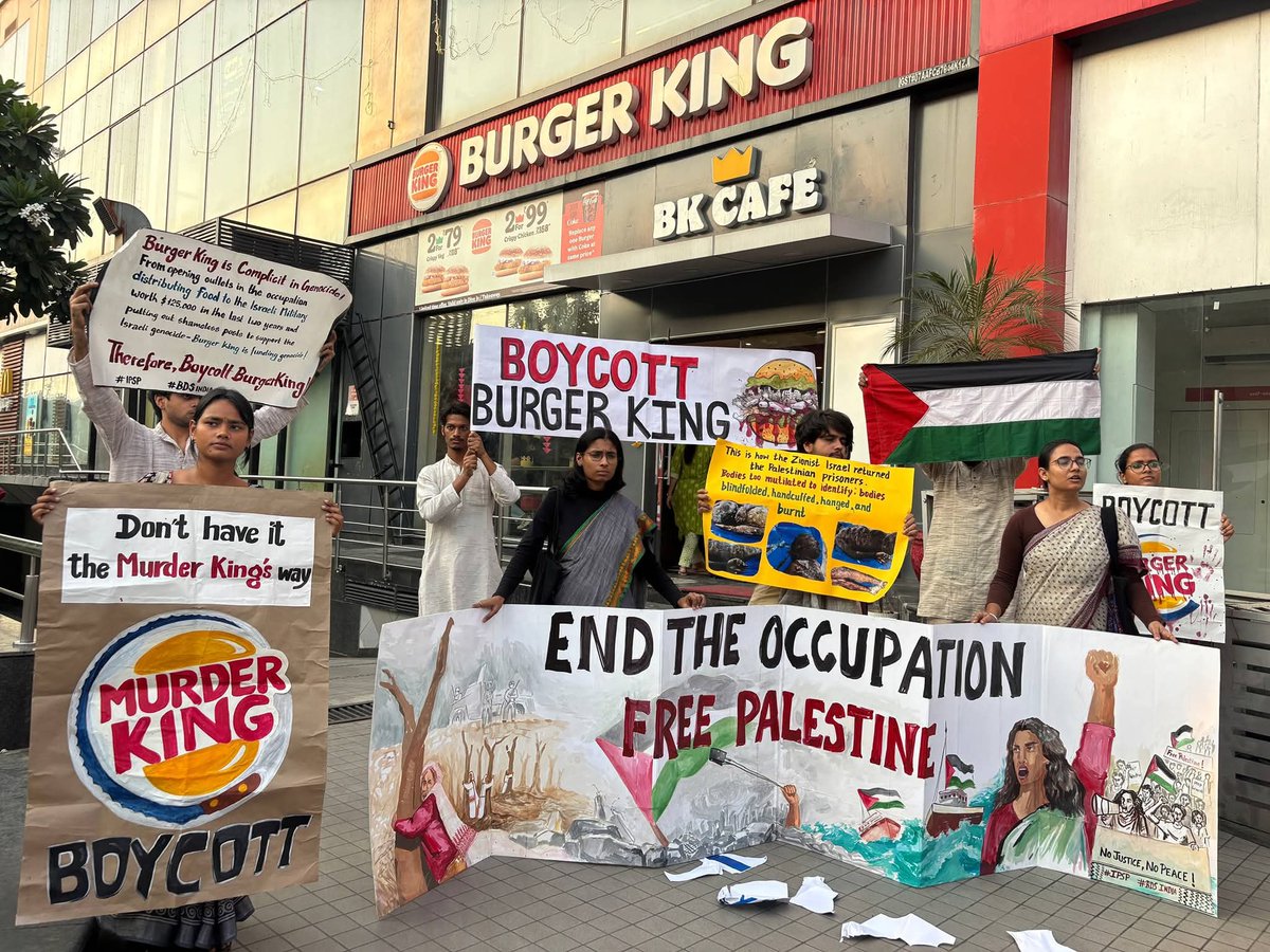Chandr_VAC's tweet photo. #boycottisrael #IndianswithPalestine

---

Israel is not a state, it is a settler colonial project based on terrorism, rape and child murder. It has no right to exist. End the genocide now!! #boycottisrael #IndianswithPalestine 

--- https://t.co/QX49vle2lm
