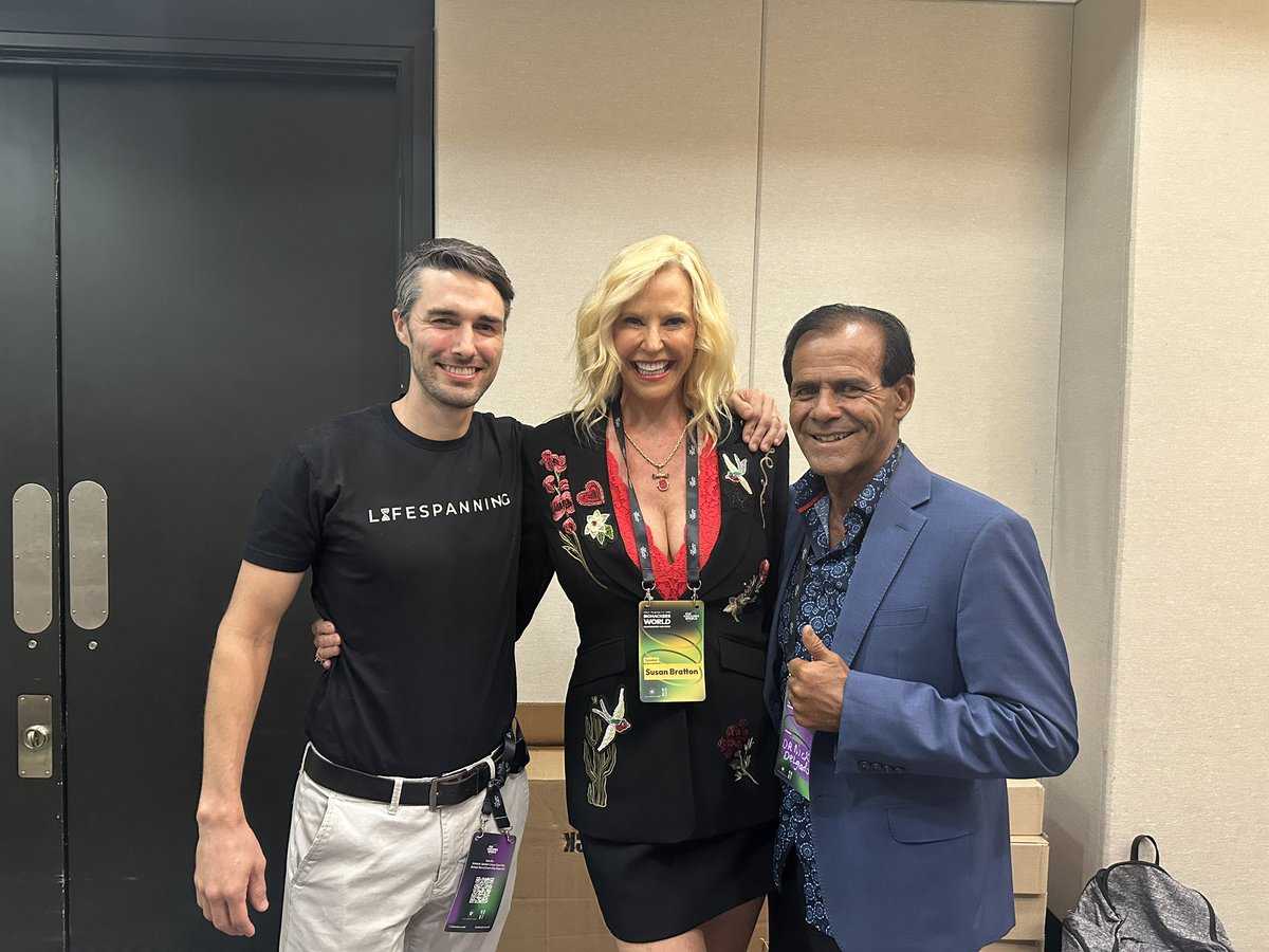 DelgadoTweets's tweet image. Just wow. What an incredible experience at Biohackers World w/ the amazing @SusanBratton! Surrounded by innovators, visionaries &amp;amp; some of the most inspiring minds in human optimization.
Excited for Day 2, Miami energy is unmatched #BiohackersWorld #HealthOptimization #Biohacking