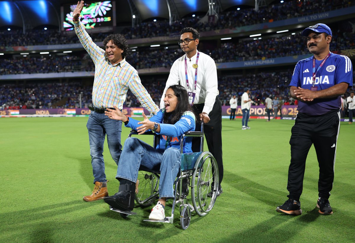 Pratika Rawal rightfully joins India's celebrations

#CWC25 #ICCWomensWorldCup2025 #IndianCricket