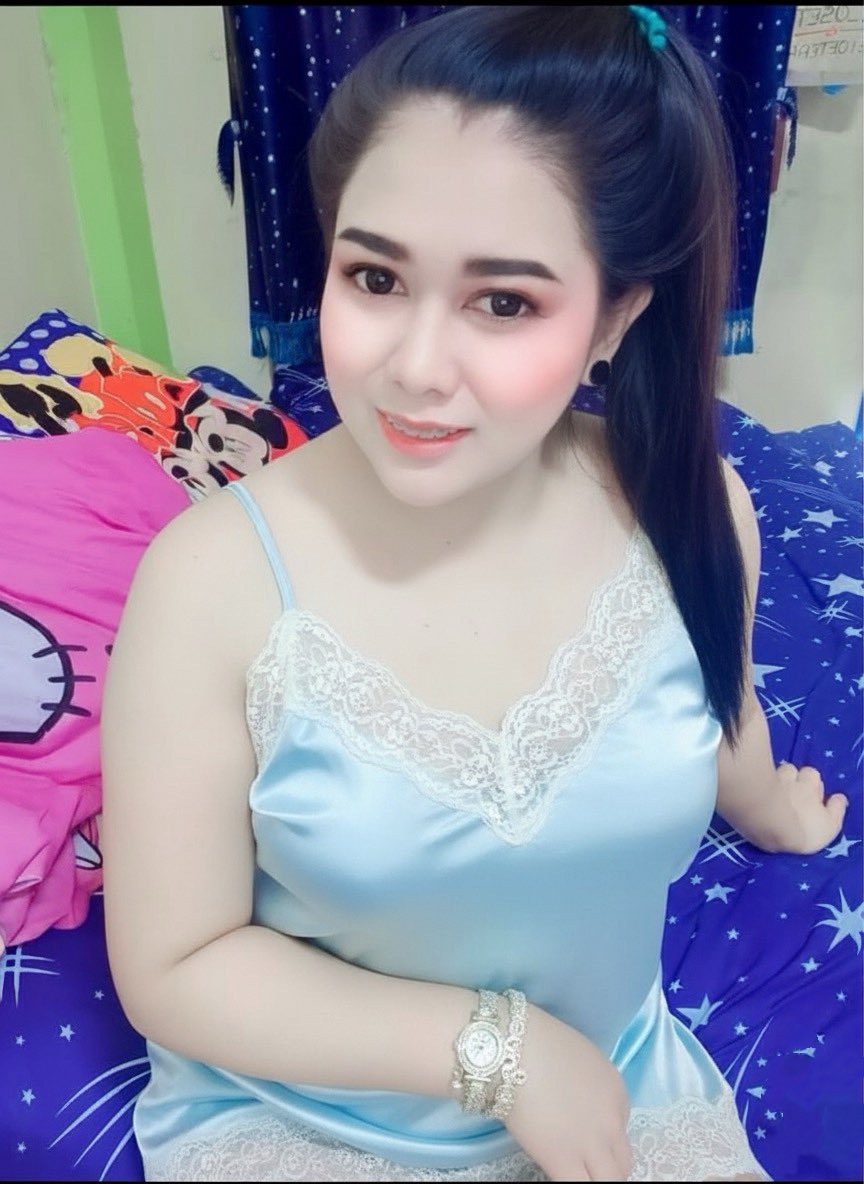 จะตีสองแล้วมีใครยังไม่นอนบ้างคะ ทักมาคุยได้นะ 🤗รีให้หน่อยนะค่ะ🥰