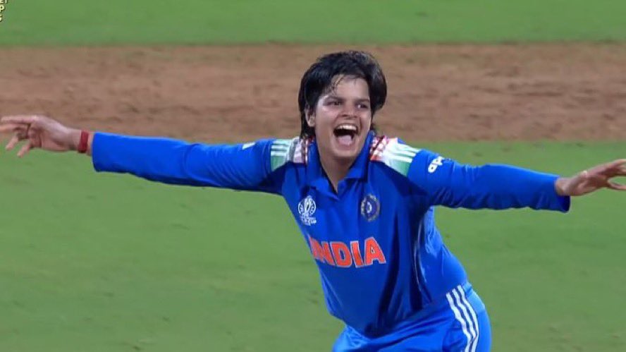 Vijayma70555375's tweet image. Shafali Verma fayar in the final#WomensWorldCup2025 
#WomensWorldCupfinal 
#INDvsSAFinal
#CWCFinal2025
#TeamIndia
#CricketFinal
#ChampionsBattle
#FinalShowdown