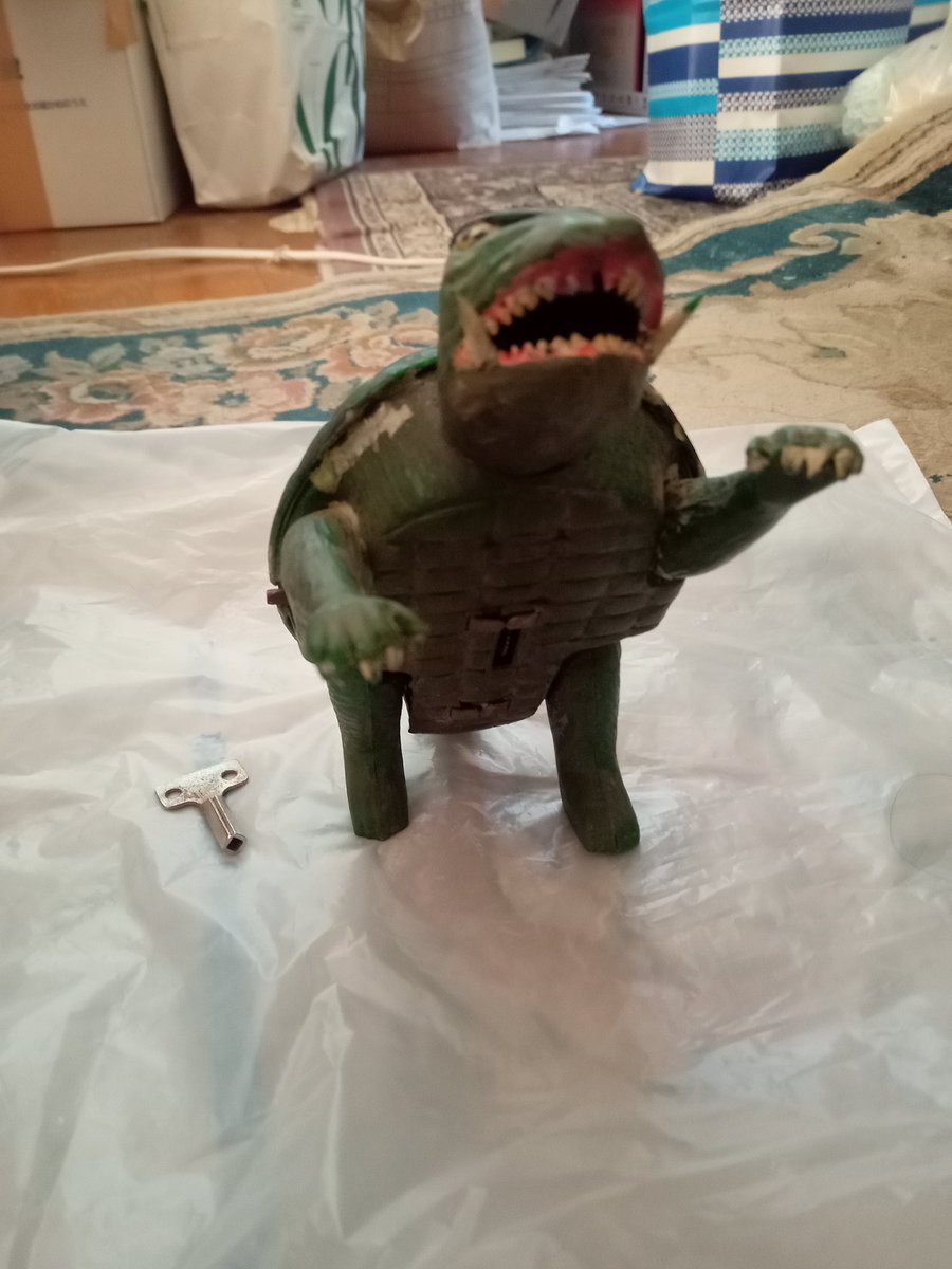 めかごじら3 on X