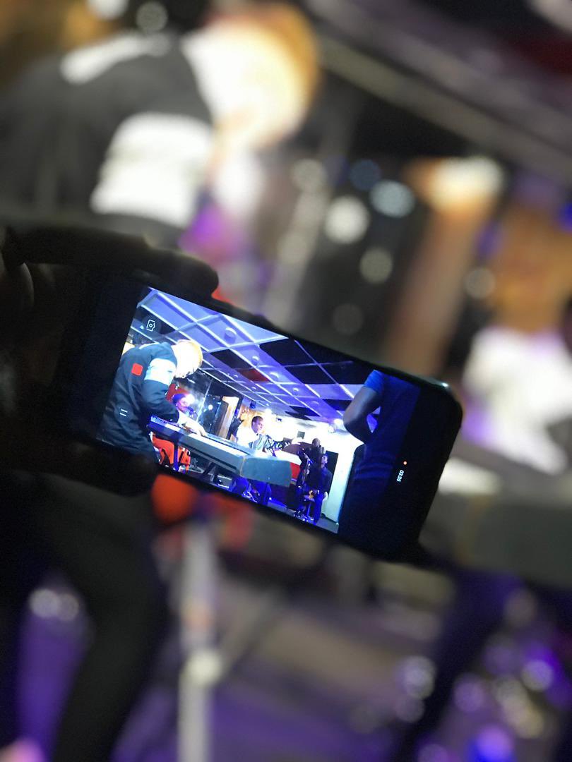 AdeolaAlfred41's tweet image. This is me, working, learning, and building the life I once imagined. 🎥🤍

#CreatingCalm 
#WorkModeActivated 
#HerCreativeWorld
#videographyislife 
#ladyinproduction