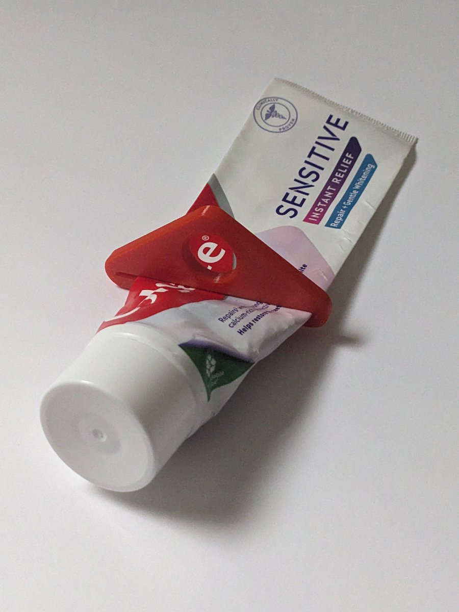 PILED3D's tweet image. Toothpaste Tube Squeezer Parametric CAD Tool

STEP, STL, GLTF, DXF, Render &amp;amp; 360 Video exported from PILED 3D CAD MULTI TOOL. Available on Steam.