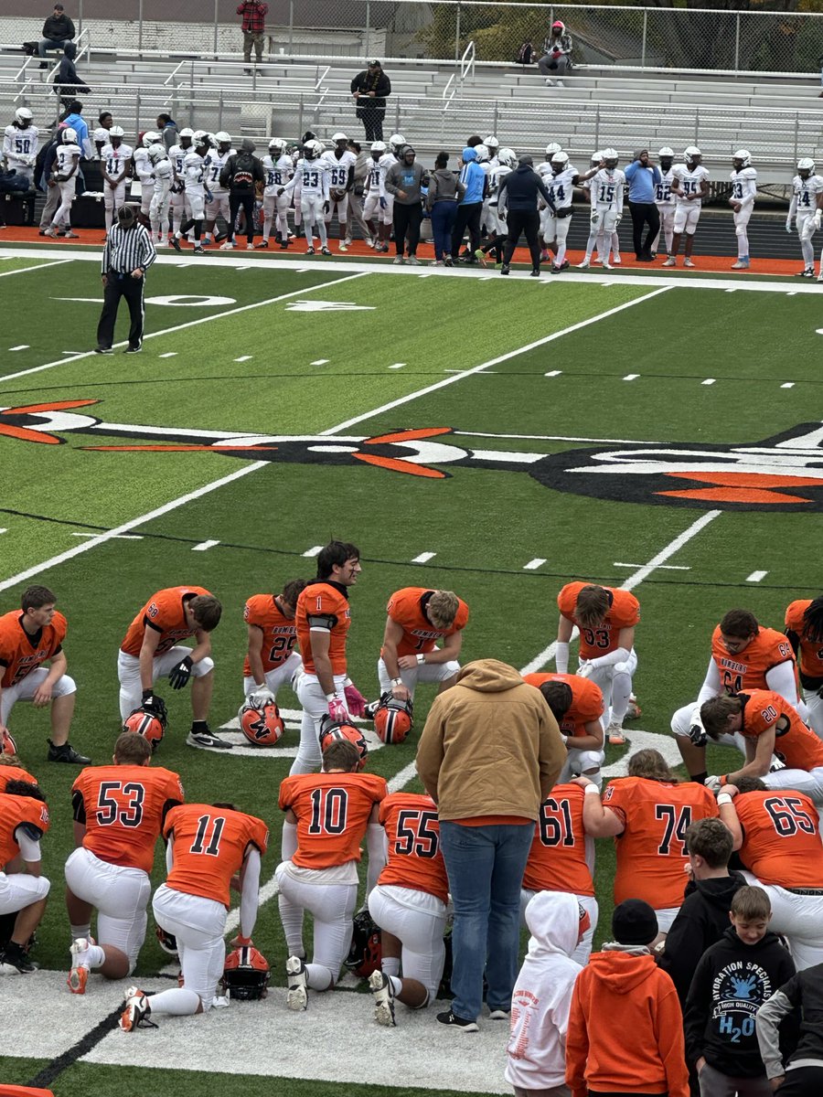 Beyond proud of <a href="/DrewWatson19/">Drew Watson</a> for setting two career receiving records for Macomb football 🏈🔥 But even prouder of the young man he’s become — leading his team in prayer and faith before every game. 🙏💪 #ProudDad  #FaithFirst