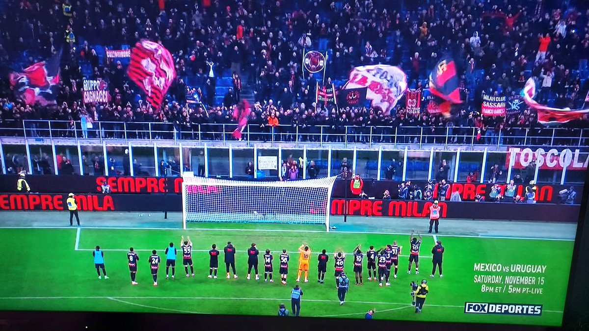 FOR-ZA MI-LAN ❤️🖤 #CurvaSud #foxdeportes #SerieA