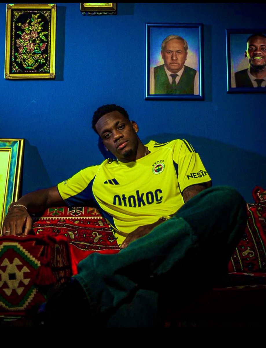 <a href="/Fenerbahce/">Fenerbahçe SK</a> 3 3 3 diye bağıran jimnastik taraftarına DURAN EMMİ ŞOKU 😂😂😂😘🌹