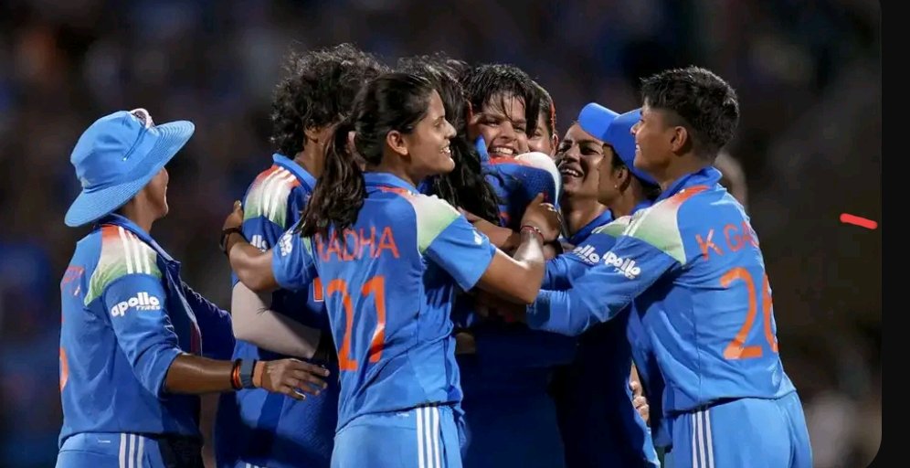 FilmiSpark's tweet photo. Celebration 🇮🇳🏆 https://t.co/QtD52Uyz7h