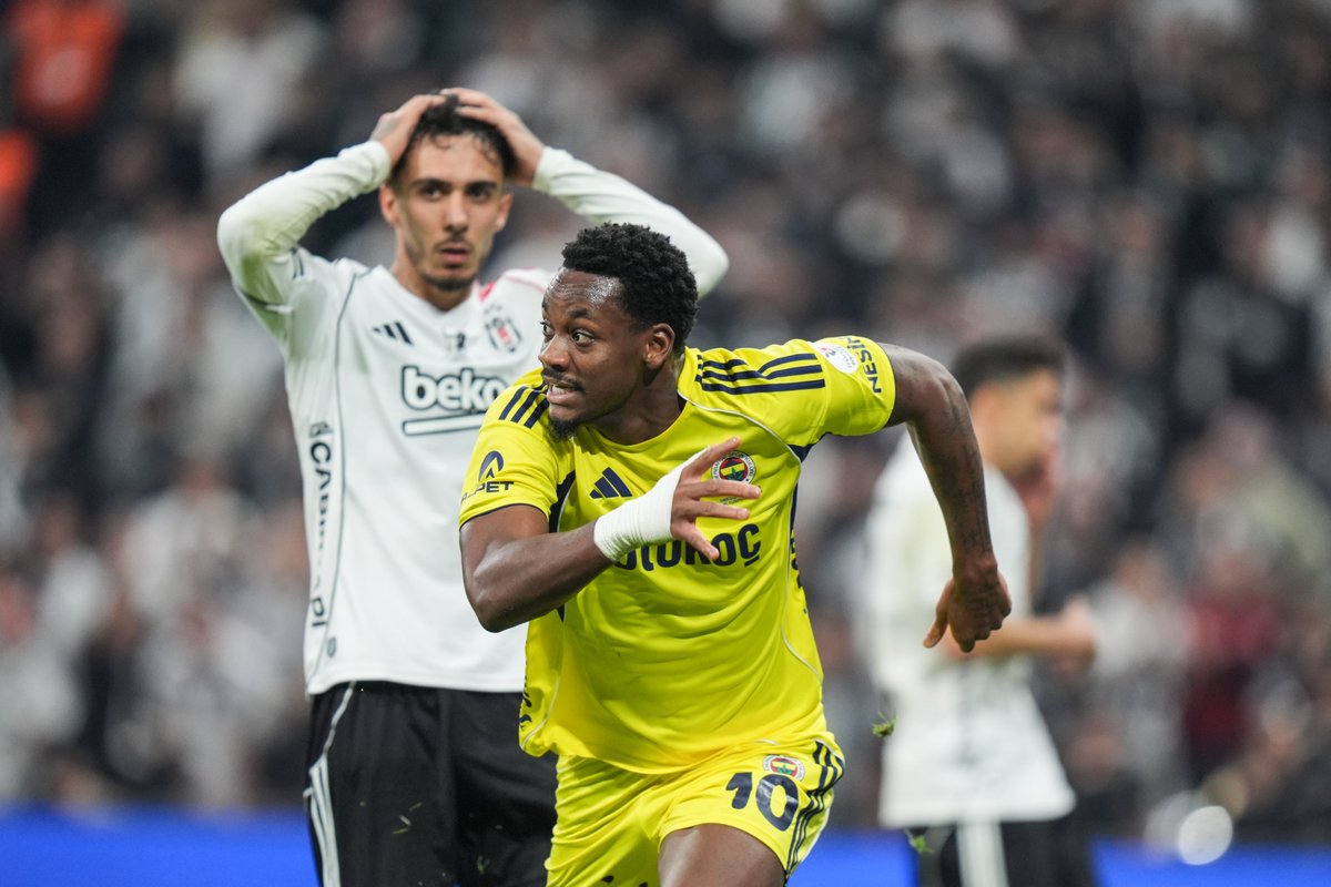 Jhon Duran: "Anelka'nın, Sow'un gollerini izleyerek hazırlandım. Gol atacağımı biliyordum. Formamı çıkarıp sarı kart gördüğüm için üzgünüm. Keşke şortumu da çıkarıp kırmızı kart görseydim."