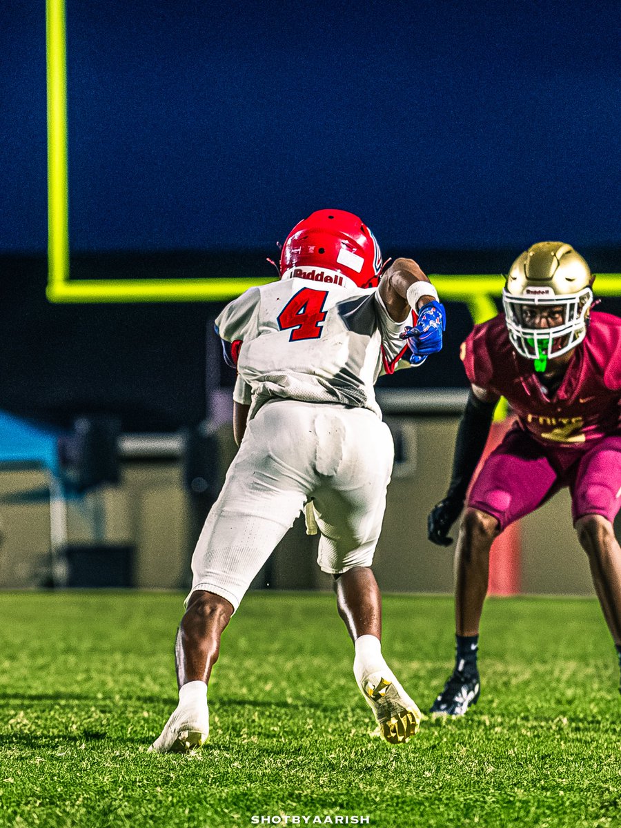 Most versatile player yet!!! Check out my junior regular season!! Class of 2027 5’11 160 3.0 gpa vangaurd high school FL
hudl.com/v/2SjZ1t