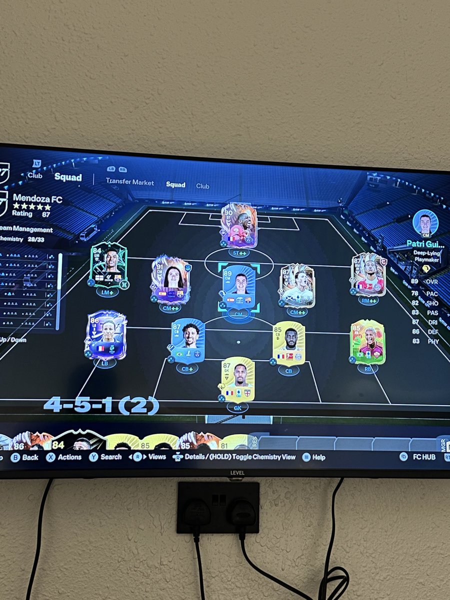 mRmorgn_'s tweet photo. @FUT_Z5 توهه طلع لي ديمبلييييييي معي ١٠٠ الف كيف اضبط التناغم اكثر ؟ مطور كميفنقا https://t.co/2onxr5aDGN