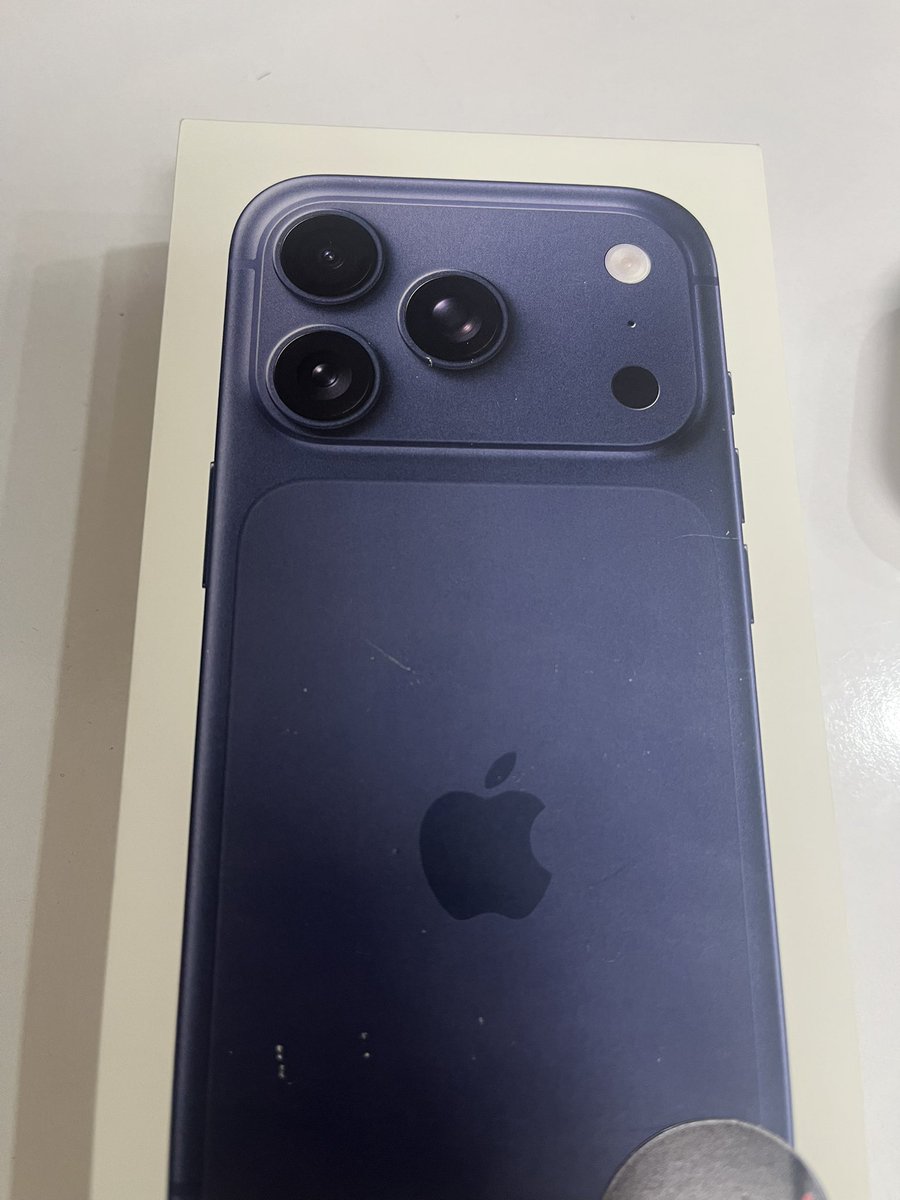 RomanYurrich's tweet image. День рождения 27, а подарок купил себе уже сейчас. Не удержался 😂