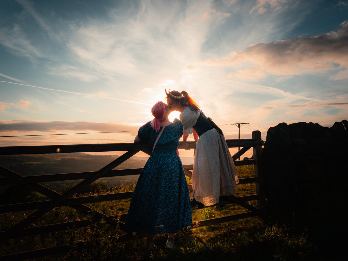 𝒷𝑒𝓈𝒶𝓇...
𝒸𝒽𝒾𝒸𝒶𝓈...

📸: <a href="/Sam_vline/">Sam</a>