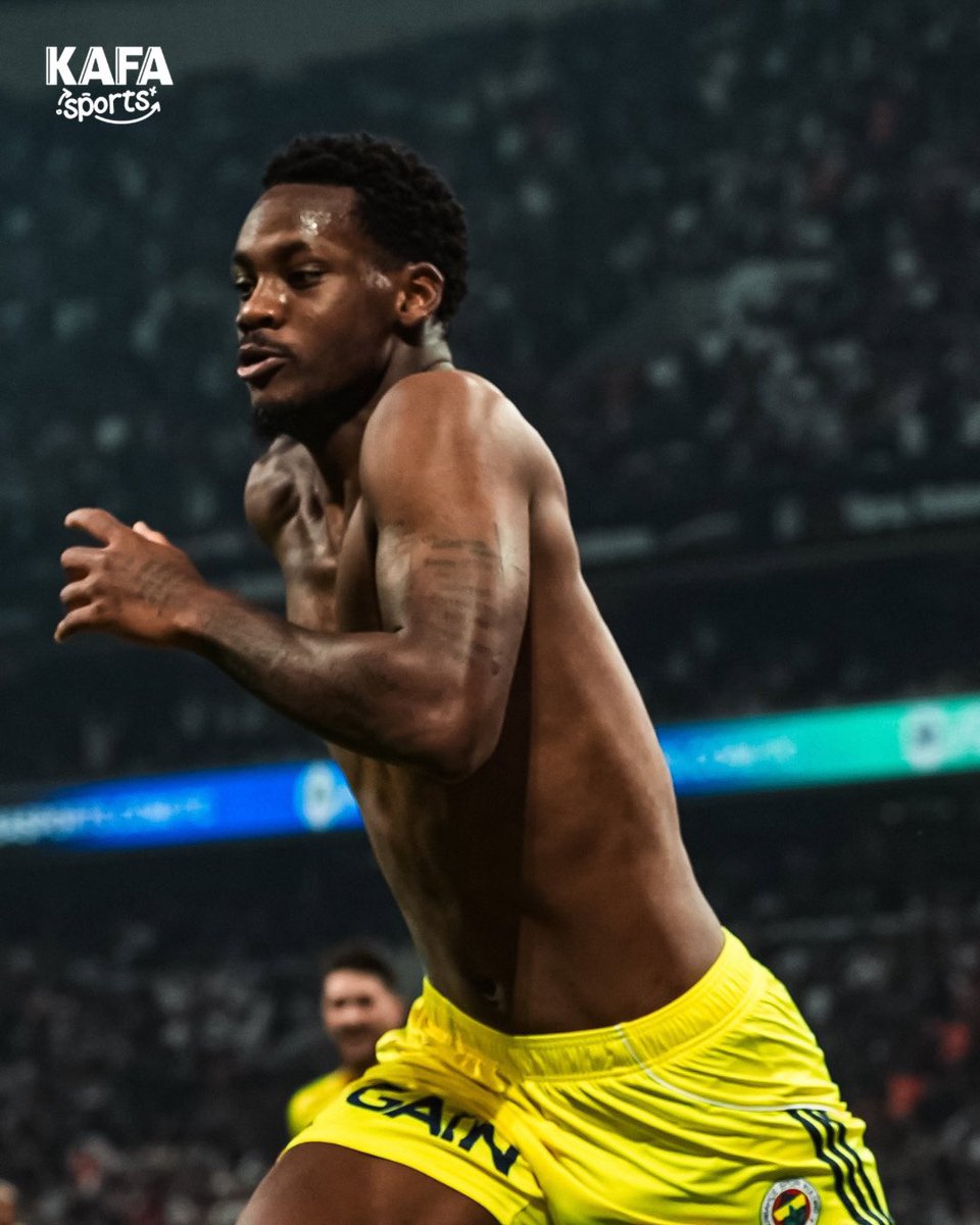 22. Dakikada çekersen zafer bayrağını 83de yersin Jhon Duran'ın yarr@ğını 🤣🤣🤣 <a href="/Besiktas/">Beşiktaş JK</a>
#BJKvsFB