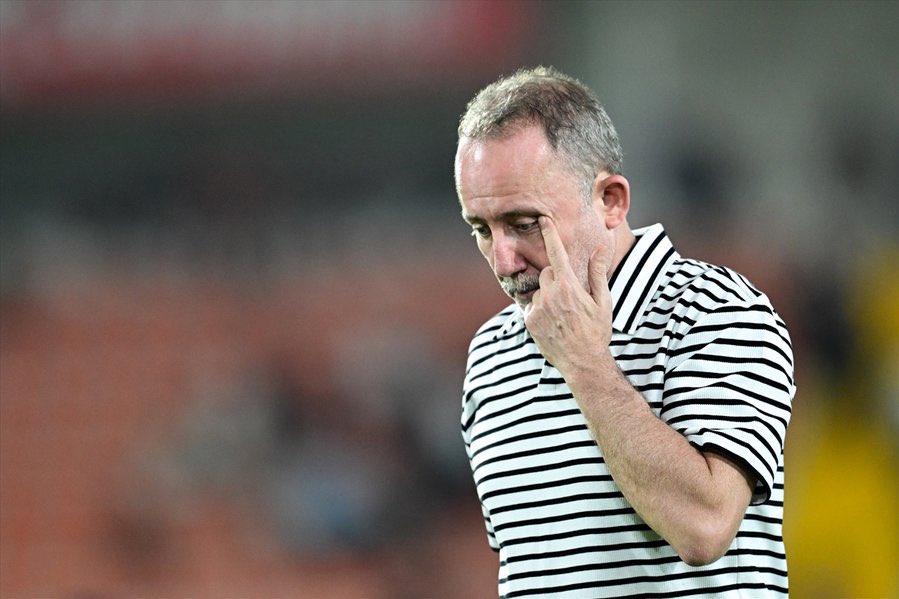 semihuzun00's tweet photo. #BJKvFB basın toplantısın da hangi yalanı söylesem diye düşünüyor bence,Denizli ye attığın golü bahset yerler AMSLLZLSKSMSNSNSNDNNDMDKDKDKDKD. https://t.co/jujngEooFu
