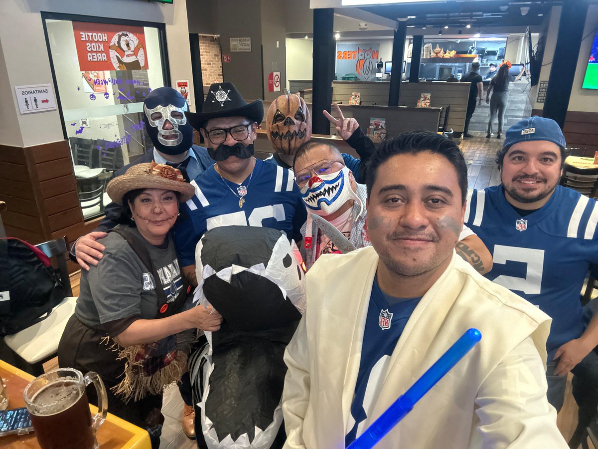 ColtsFansMexico's tweet photo. @FOXSportsMX #foximpactonfl @CarlosRosadoV @Colts @ColtsLife https://t.co/Zq6dPbOQQg