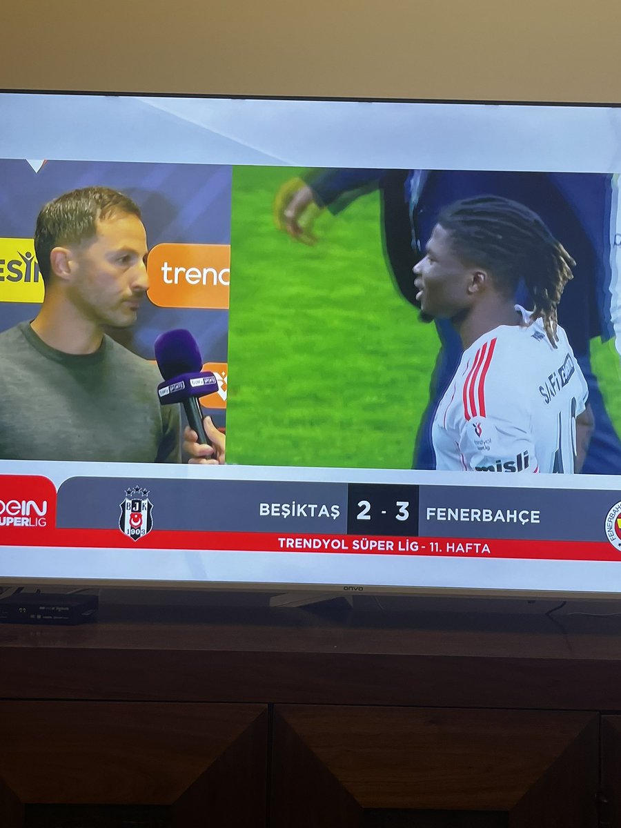 İstanbul Fatih’i konuşuyor adamımsın bir kere ayrılmadım safından 
TEDESCO HOCAM BENİM