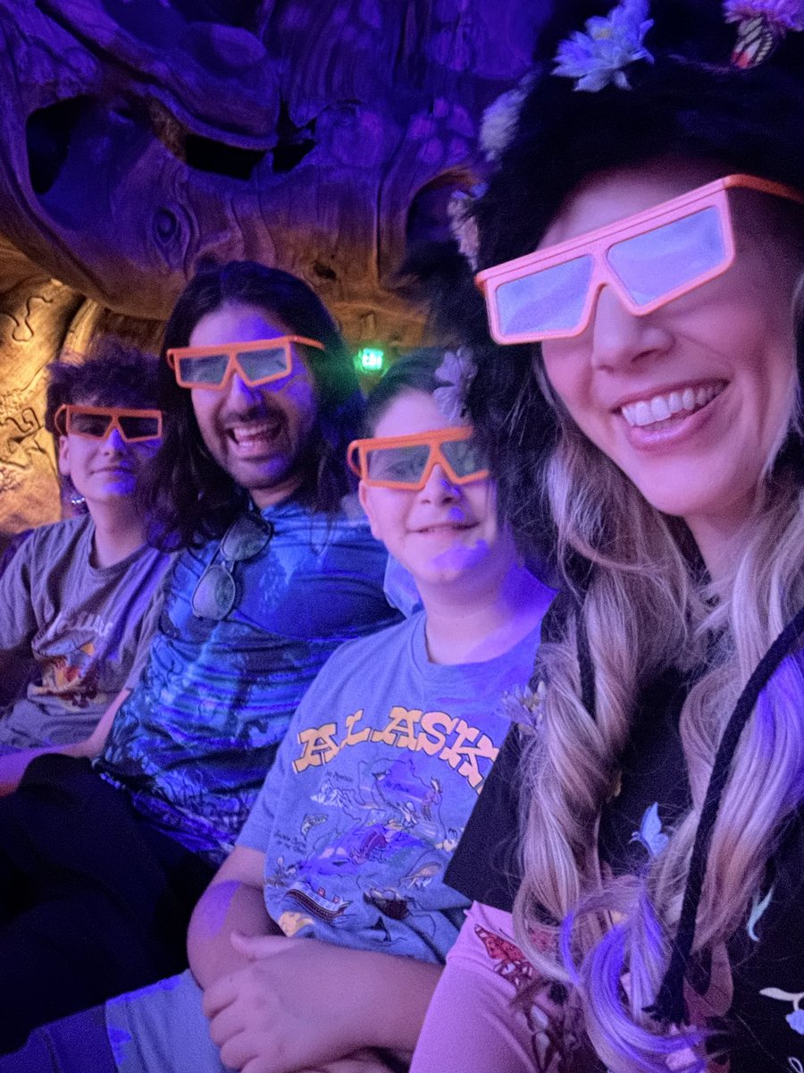 Rob_Volpe's tweet image. Zootopia: Better Zoogether Preview!

We are always down for something new in the parks. It&apos;s a cute video. I&apos;ll be posting some of the cool little details so make sure you turn on notifications for my posts.

#betterzoogether #zootopia #disneysanimalkingdom #castpreview