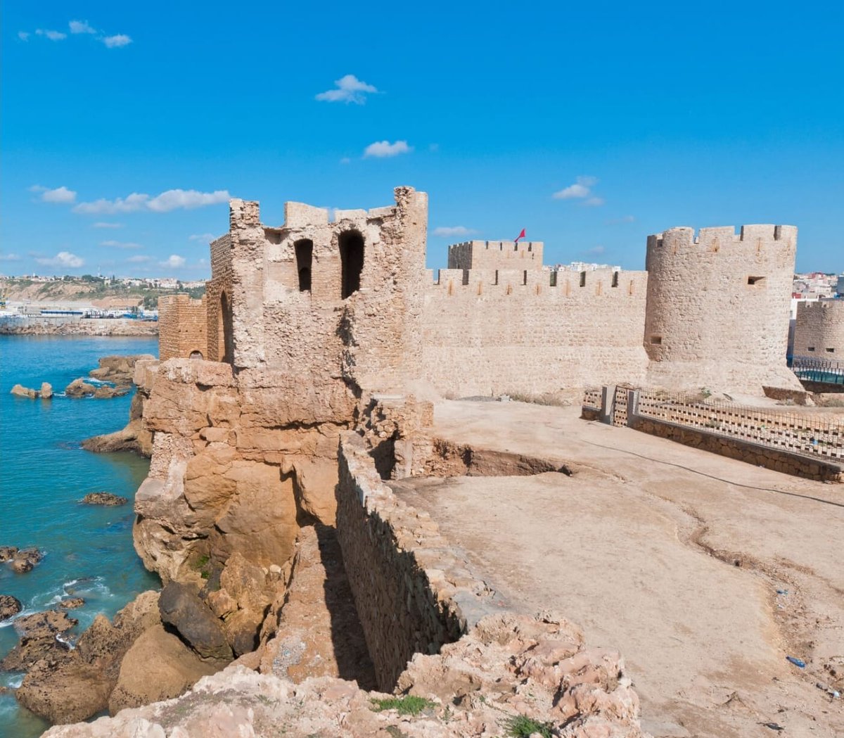 Félicitations👏 aux villes marocaines de #Safi et #Tanger qui entrent dans le prestigieux réseau #VillesCréatives de l'<a href="/UNESCO_fr/">UNESCO en français</a>. Au total, ce sont 58 nouvelles désignations pour un réseau qui compte désormais 408 villes dans plus de 100 pays. #Maroc 

unesco.org/fr/articles/58…