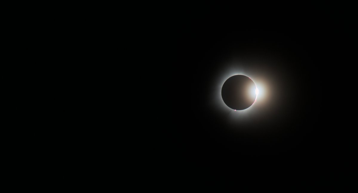 dups's tweet image. Leaving totality, Montreal, Canada - I was unbelievably lucky to catch the total eclipse of April 8, 2024 in Montreal - Nikon Z5 View More photos.dups.ca/galleries/ecli… #Canada #Eclipse2024 #DiamondRing