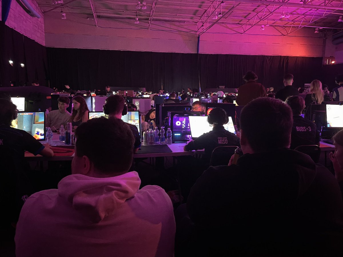 THANK YOU 💜

Thank you to everyone who came to support the team and have a chat with the Coalesce family. The CLS comeback is starting to take shape!! #StrongerTogether 

Thank you <a href="/kingHaSx/">Henry 👑</a> for helping this team with such passion and discipline. 
As said, we couldn’t be any