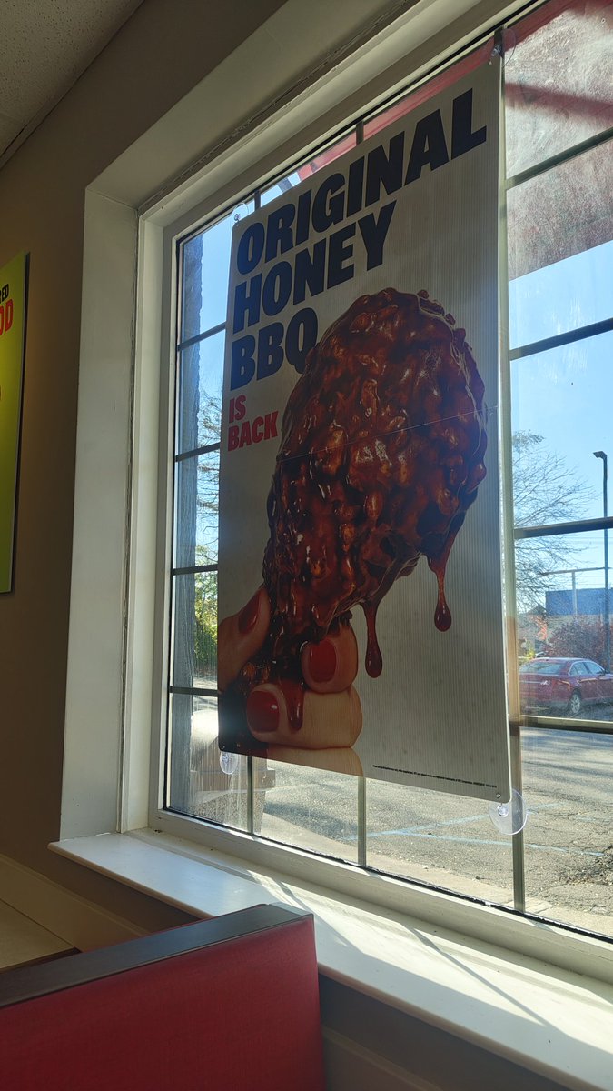 Mattchew071's tweet image. Damn #KFC want to get sticky fingers?  Get some of this on ya.