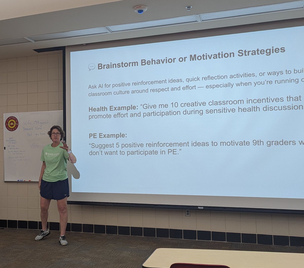 Learning all about how to use AI like a Jedi during <a href="/meme3rat/">MeMe Ratliff</a> session at #MNSHAPE25!