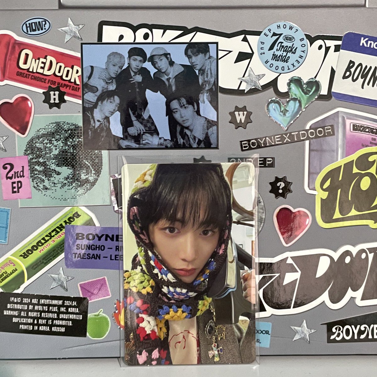 leehan_bnd6's tweet image. the idol                 vs.            the photocard