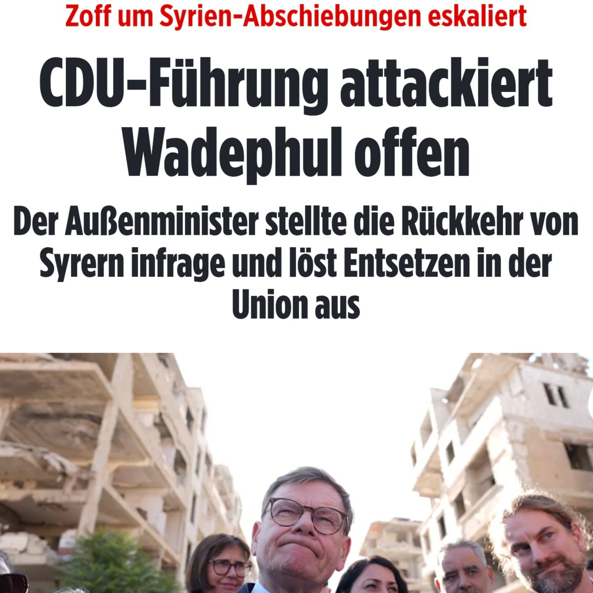 Staatsfaint's tweet image. Mir persönlich ist es scheißegal, wie kaputt #Syrien ist.
Wer hier mordet, vergewaltigt, Anschläge plant, messert o illegal ist, muss wieder zurück.
Wiederaufbau statt dt. Sozialleistungen. Punkt.
#wadephul #Migration #Remigration ✈️✈️✈️
m.bild.de/politik/inland…