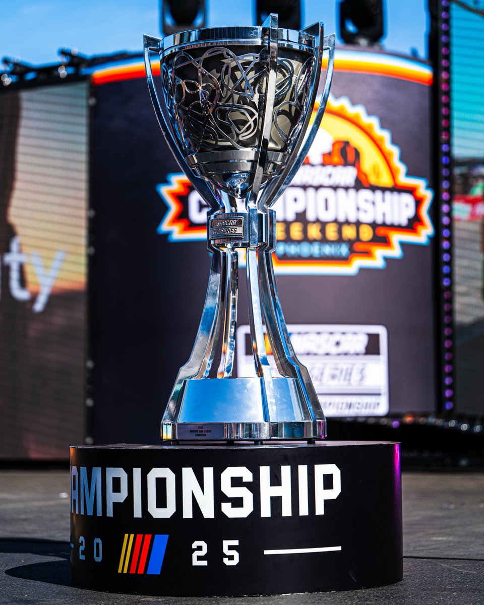 What they’re racing for. #Championship4