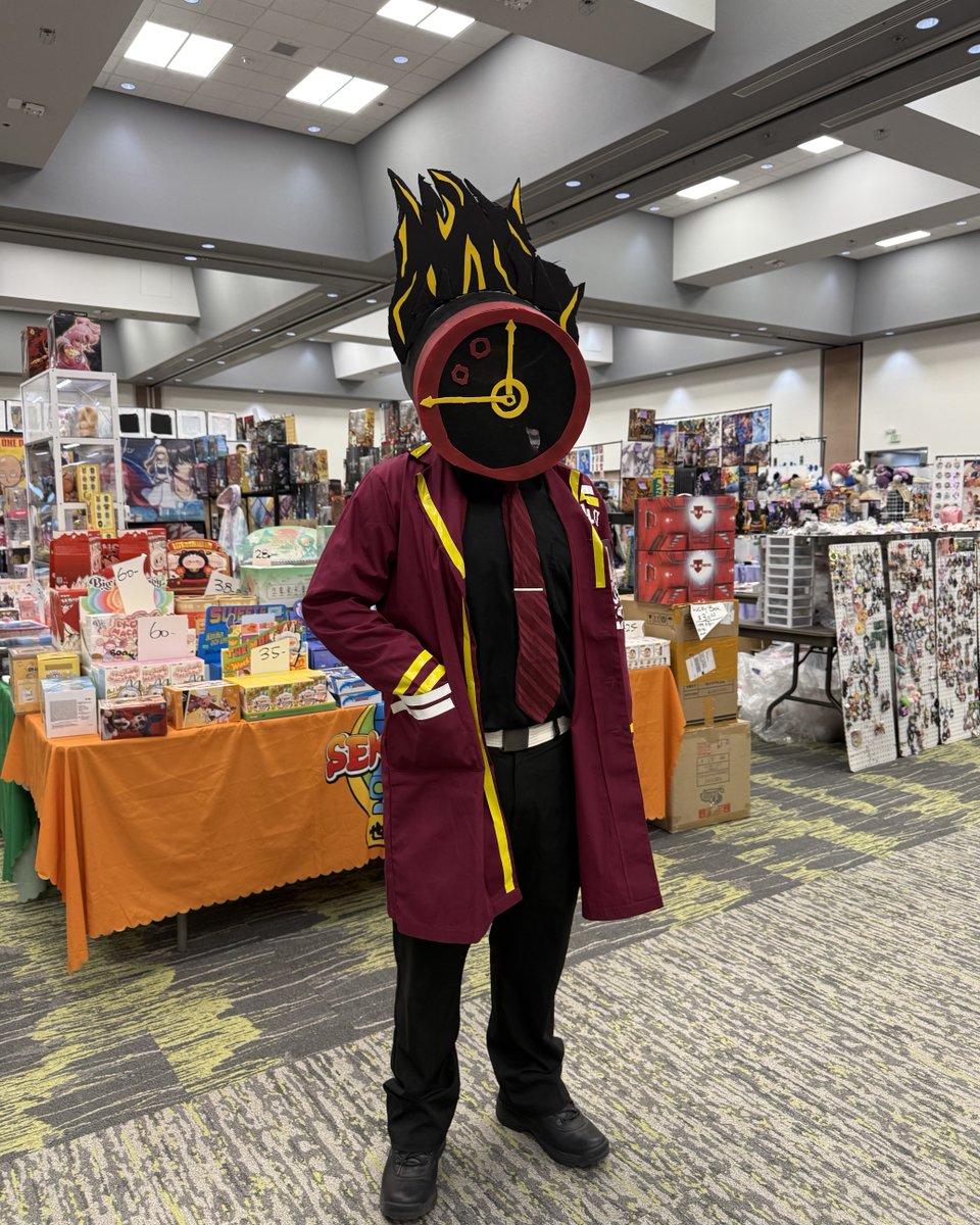 💙 Our incredible guests are showing off their cosplay,  and the fun’s not over yet! It’s the last day of SNAFU Con! Come join us for the Charity Auction, Talent Show, K-Pop/J-Pop dance parties, and guest panels happening all day (+more)! 🎉