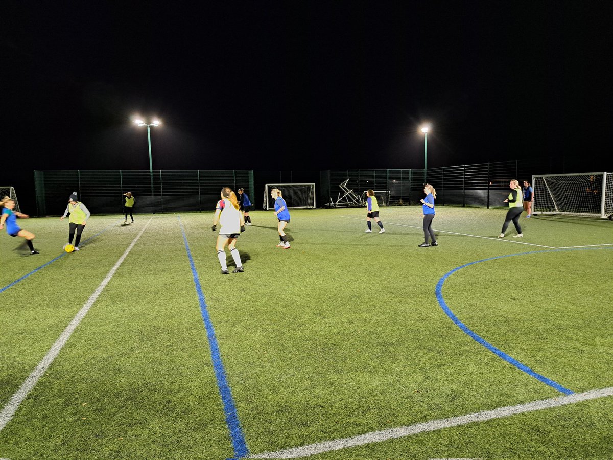 WideopenW's tweet image. Sessions with a bang 🎆⚽️

@NorthumFA 
#justplay #learntoplay #thisgirlcan #letgirlsplay #madeforthisgame