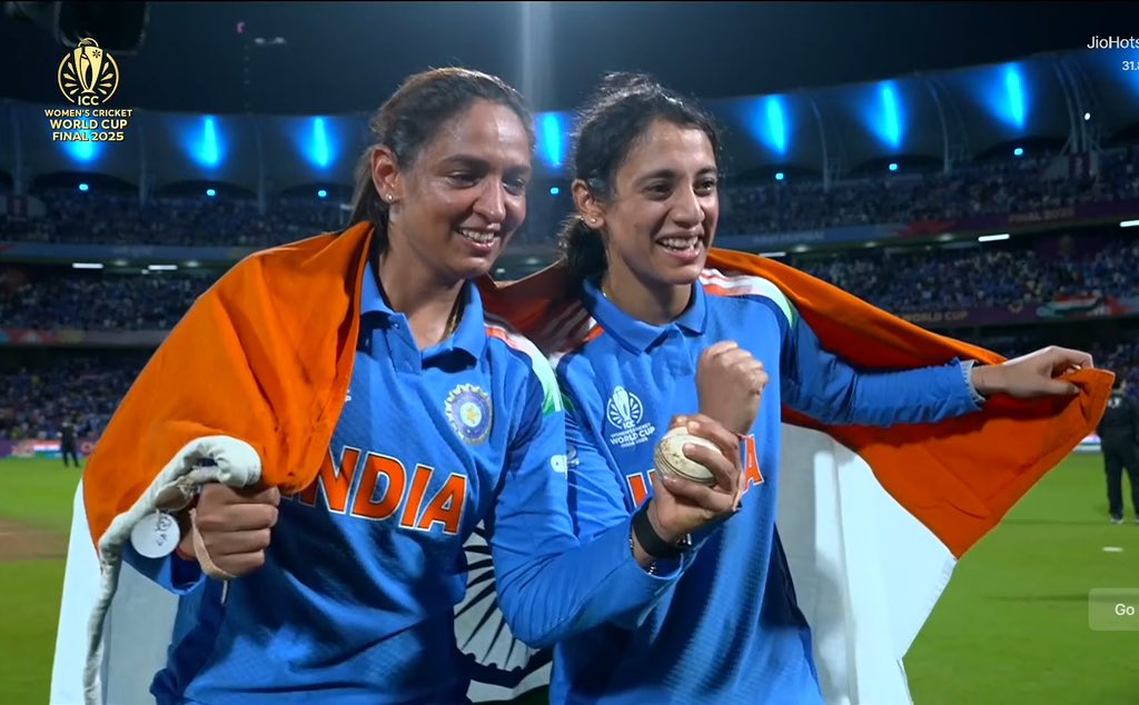 गुरु कुछ तो खास बात है, अंदास खास है...

<a href="/BCCIWomen/">BCCI Women</a> 

#WomensWorldCup2025 #INDWvsSAW #CWC2025 #INDWvsSAW #TeamIndia #CWC25 #INDvSA #Final