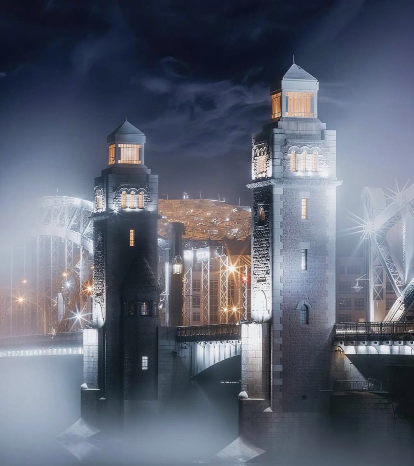 Доброй ночи, Петербург!