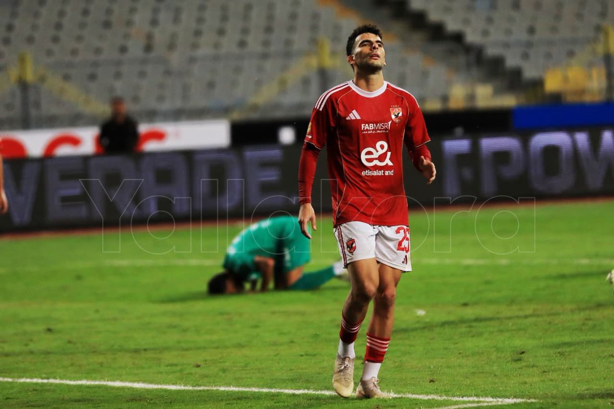 كل الدعم يا زيزو الجاي افضل عارفين كمية الحرقان اللي انت مسببها للبعض جمهور الاهلي في ضهرك ❤️✅