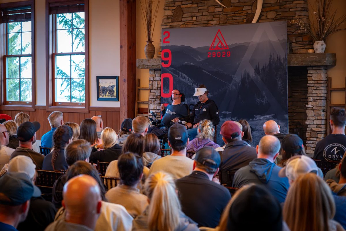 KylePeaseFdn's tweet photo. Brent and Kyle were honored to take the stage at the final #29029 event in #Stratton, inspiring fellow athletes to keep climbing — on the mountain and in life. #PushingBeyondLimits #SpeakingwithKPeasey https://t.co/zH1ljVBOEU