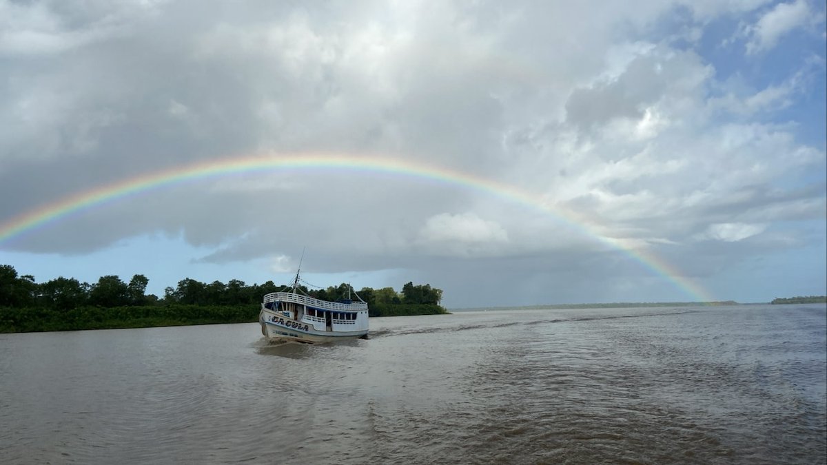 Hace muchos años; en algún lugar del Amazonas, remontando el río hacia Perú (muero de nostalgia)