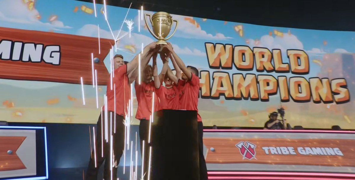 eVe Cech tweet media