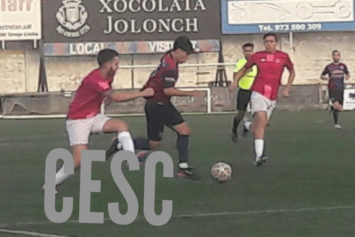 La <a href="/UETarrega/">UE Tàrrega</a> ha assolit la  victòria   en derrotar el <a href="/CFCubelles/">CLUB FÚTBOL CUBELLES</a> per 4 a 1. Setena jornada de lliga amb gols de Vargas (3) i Bernat Oliver (1) ENHORABONA,NOIS !!!