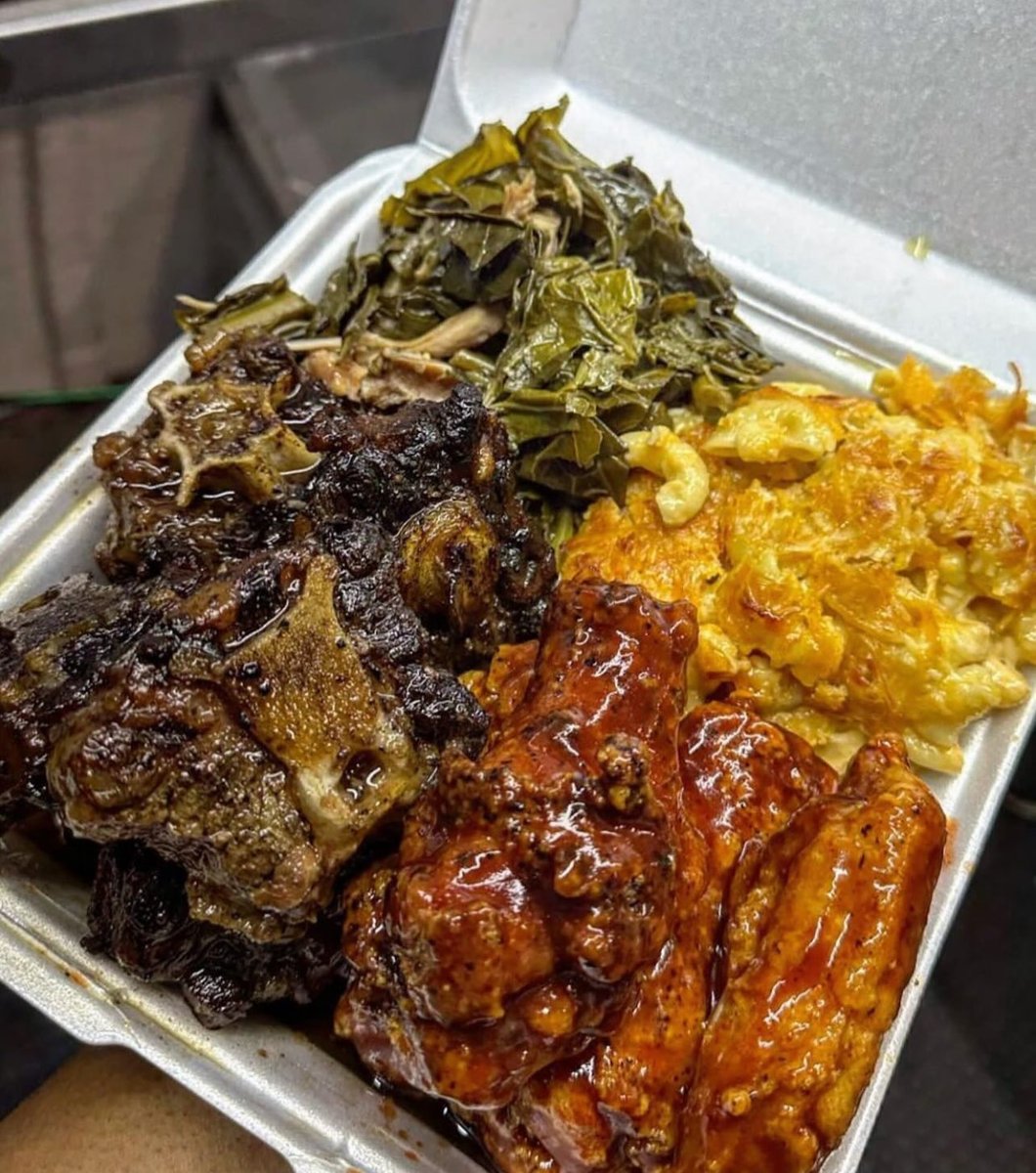 One of life greatest gifts is being able to eat amazing food. EAT good FEEL good. 

#SoulFoodSunday 
#EliteEating 
#LiveLife