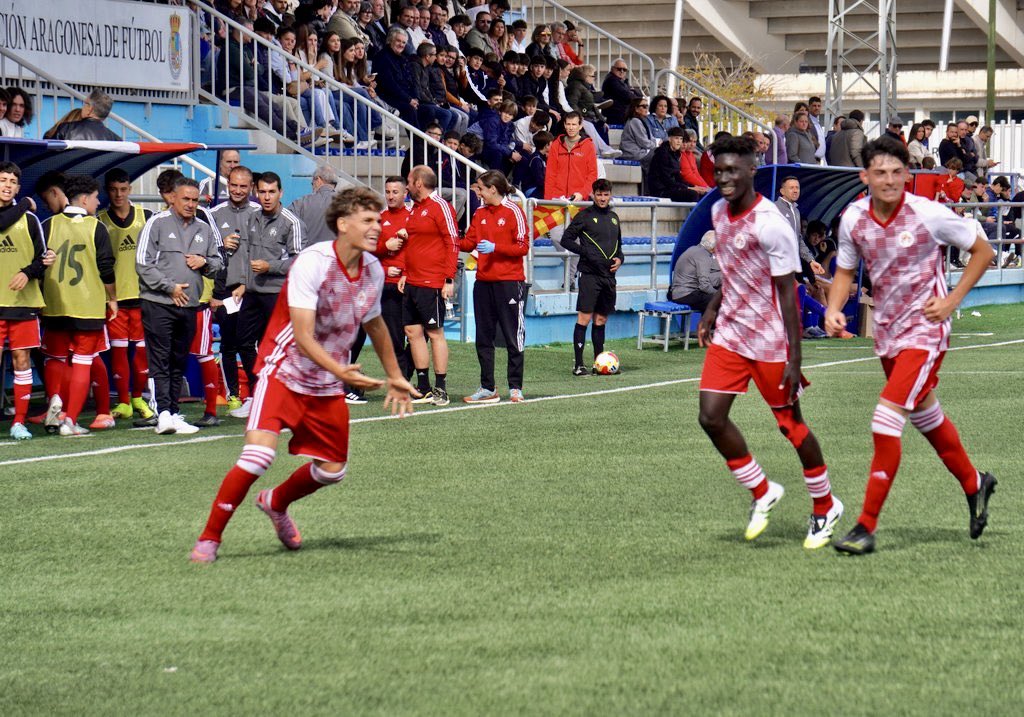 Héctor Jiménez Pose tweet media