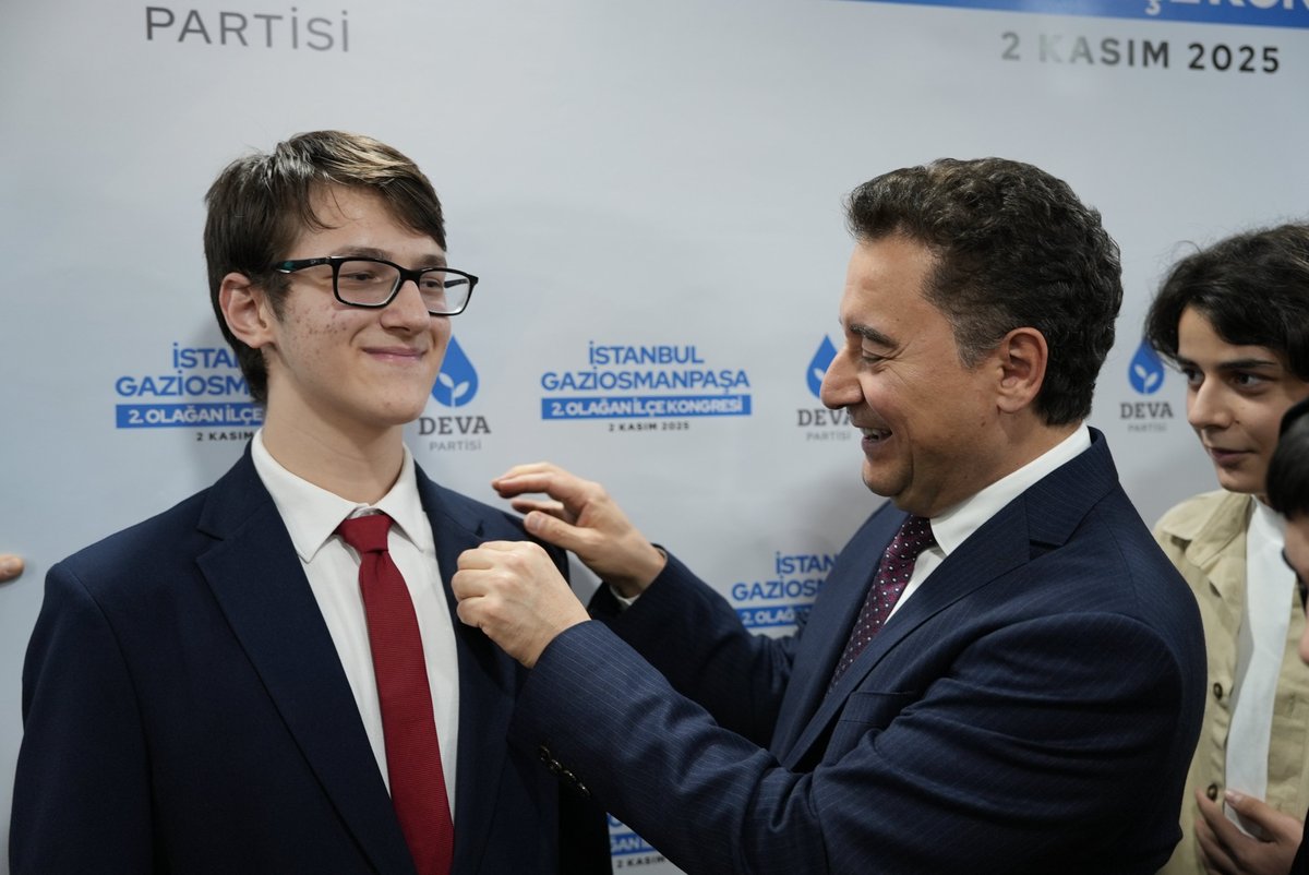 Bugün gerçekleştirdiğimiz DEVA Partisi Gaziosmanpaşa İlçe Kongremizi büyük bir coşku ve birlik ruhu içinde tamamladık.

Yeni seçilen ilçe yönetimimizi tebrik ediyor, önümüzdeki dönemde birlikte daha adil, daha güçlü, daha umut dolu bir Türkiye için omuz omuza çalışacağımıza