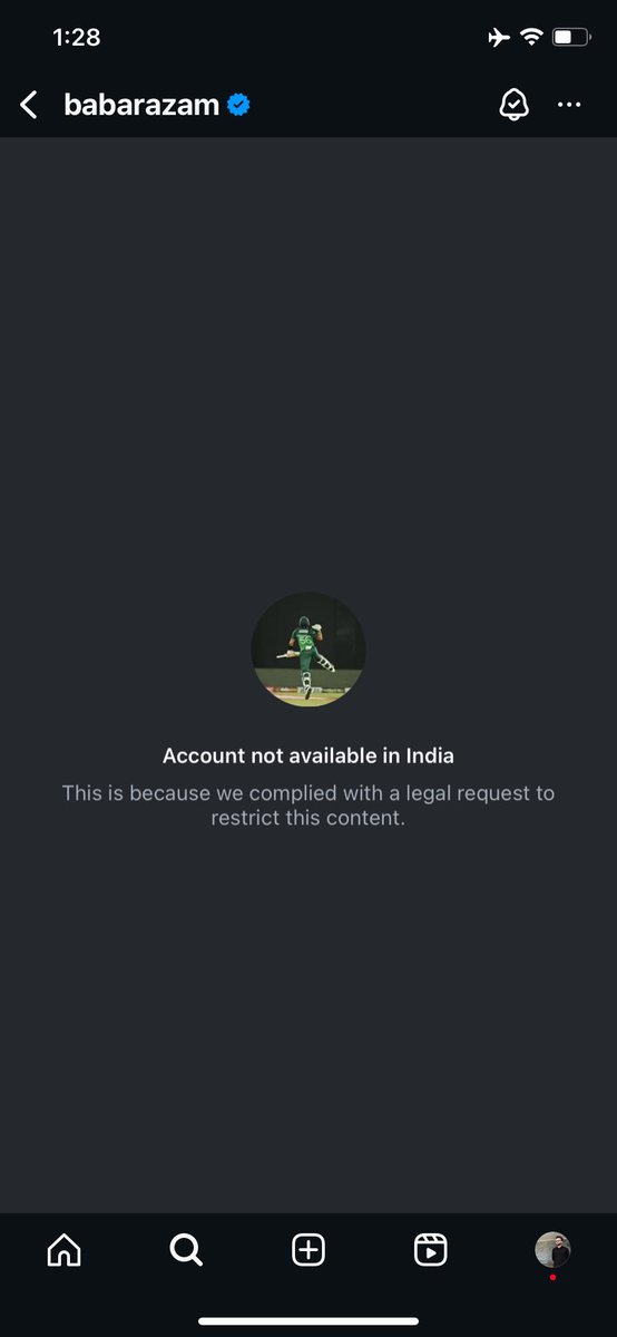 Wtf guys main to Pakistan se ho !!!! 

#BabarAzam #PakistanCricket